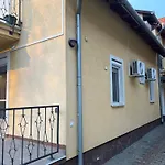 Johanna Apartman Harkány